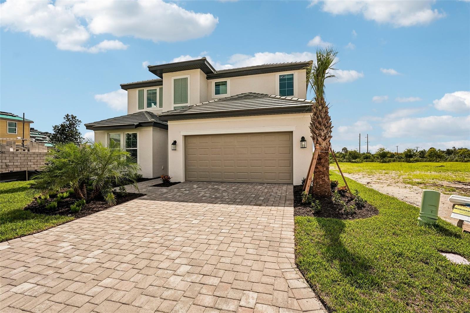 136 Vistera Blvd Property Photo 1