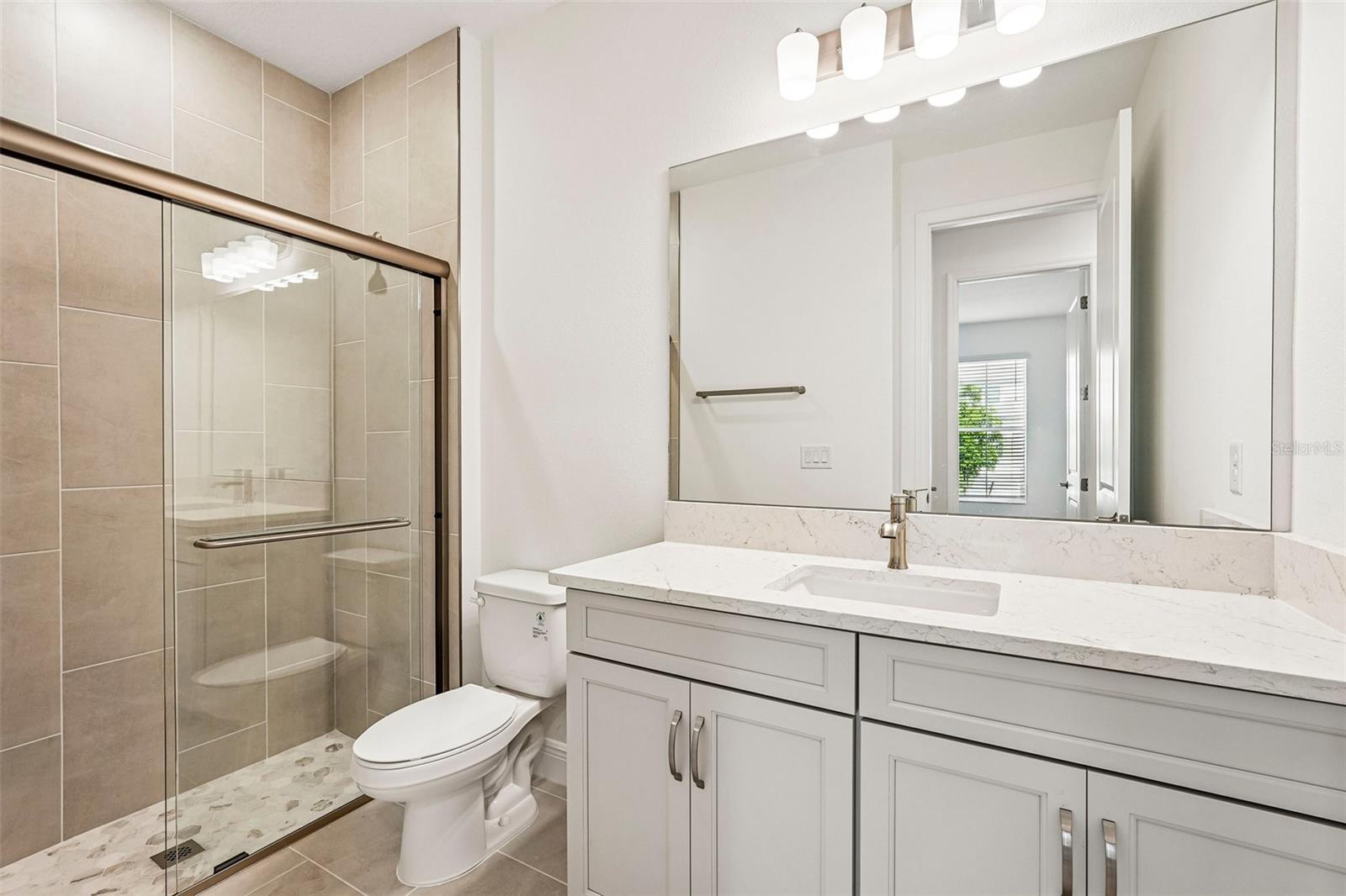 136 Vistera Blvd Property Photo 13