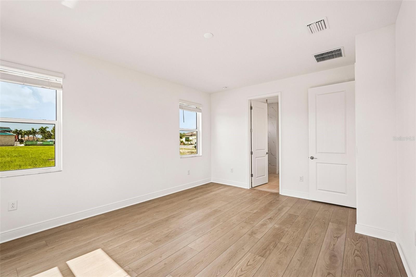 136 Vistera Blvd Property Photo 19