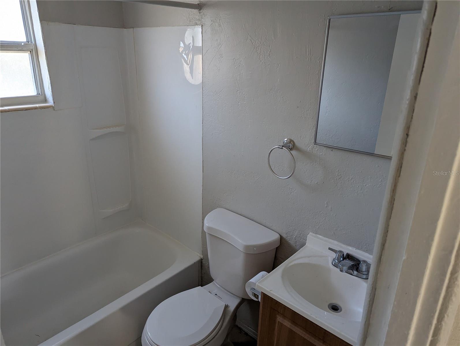 2000 Queensboro Ave S #a Property Photo 7