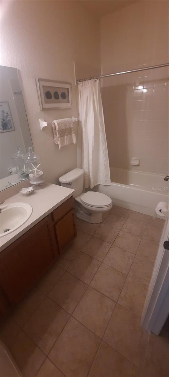 4959 Thames St E Property Photo 14