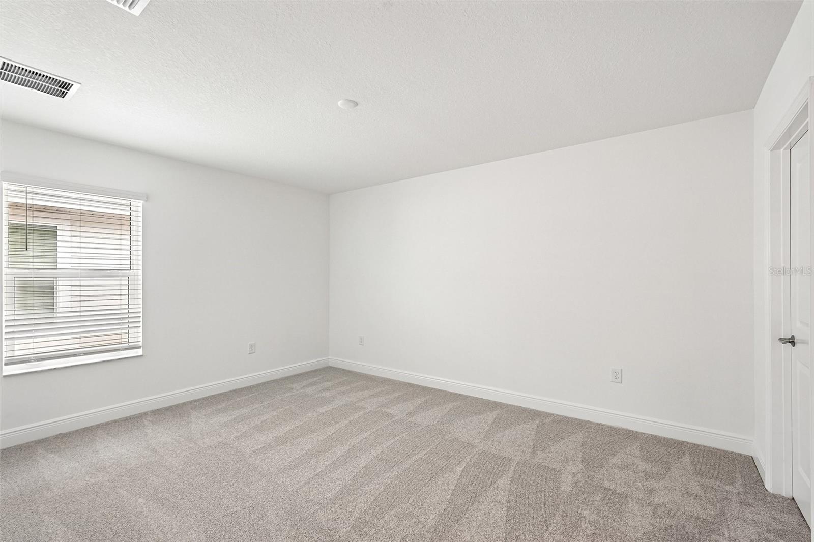 8221 Seaflower Pkwy Property Photo 20