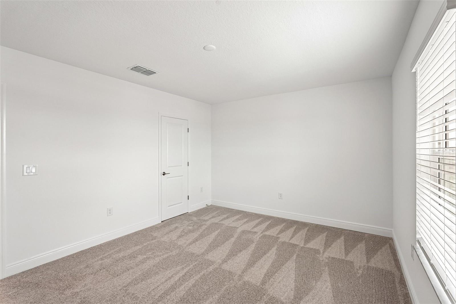 8221 Seaflower Pkwy Property Photo 25