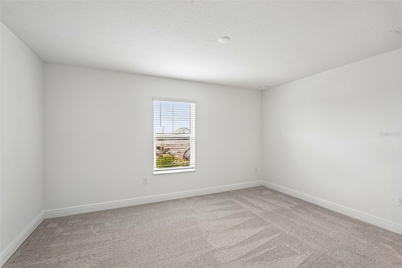 8221 Seaflower Pkwy Property Photo 27