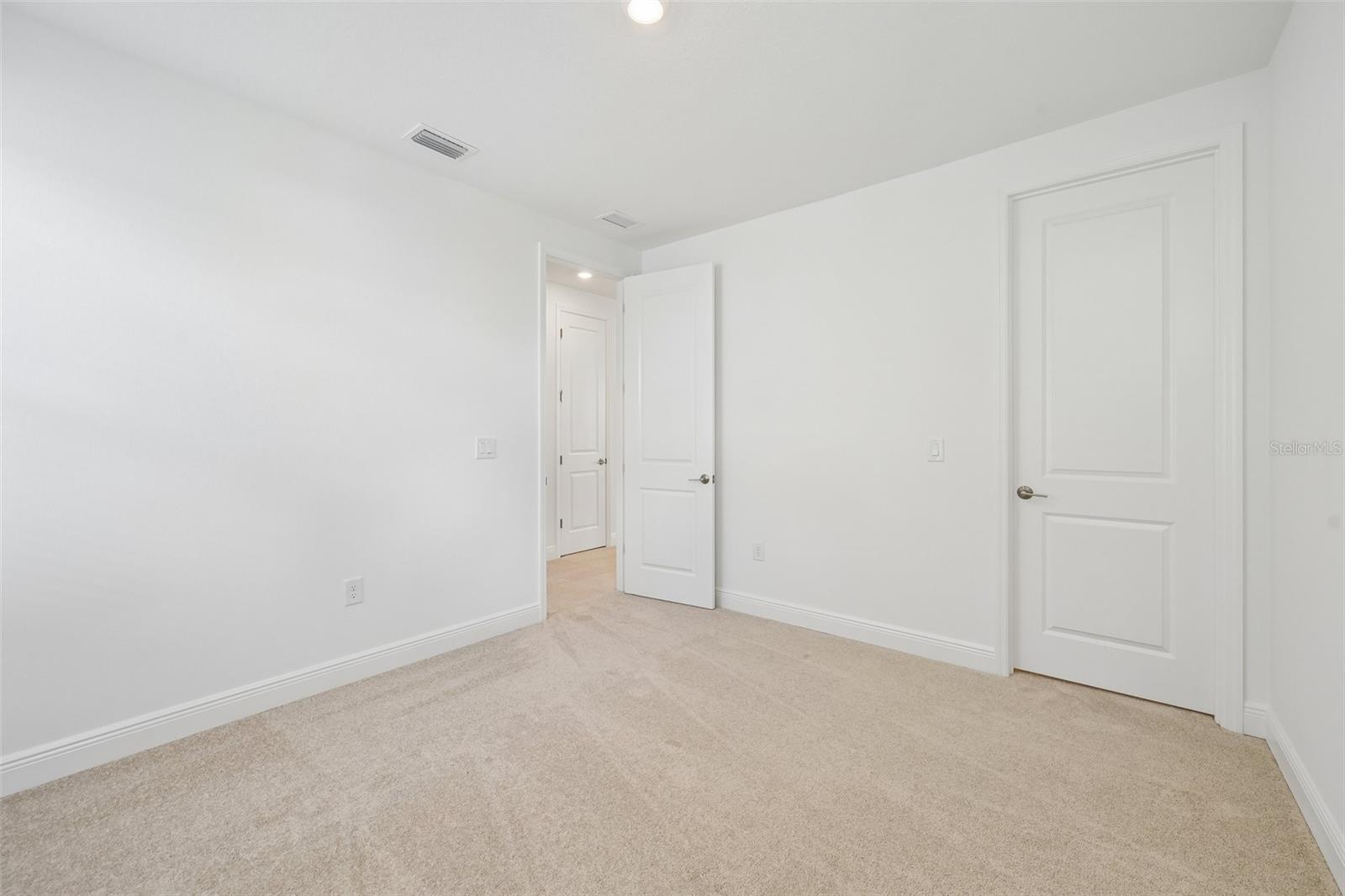 7551 Hawkstone Dr Property Photo 27