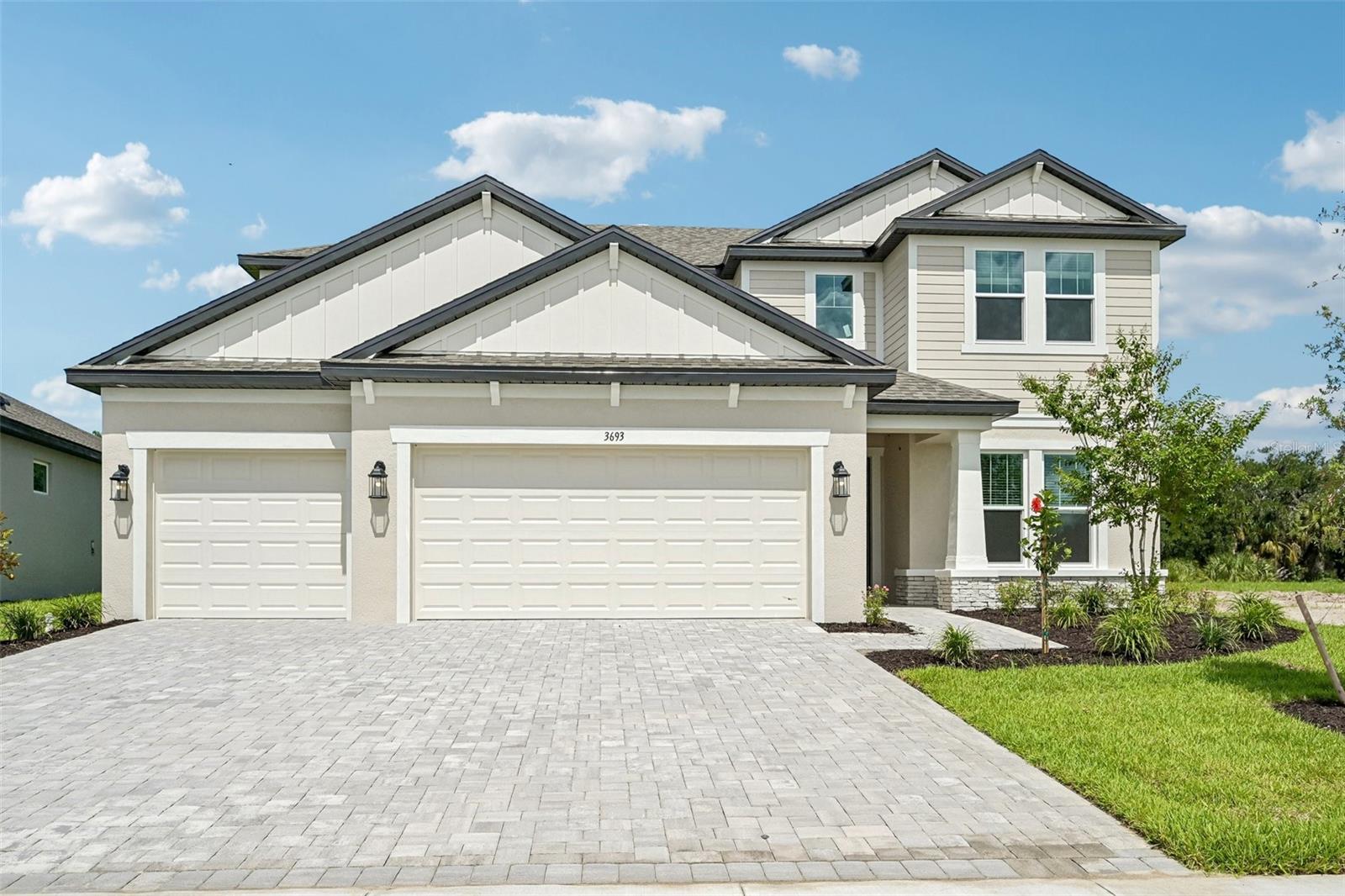 3693 142nd Ter E Property Photo 1