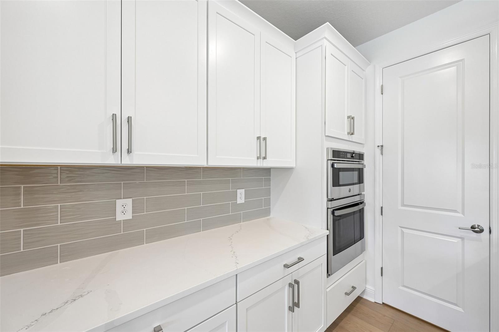 3693 142nd Ter E Property Photo 9