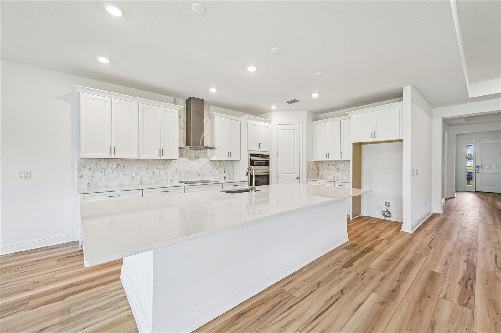 3689 142nd Ter E Property Photo 5