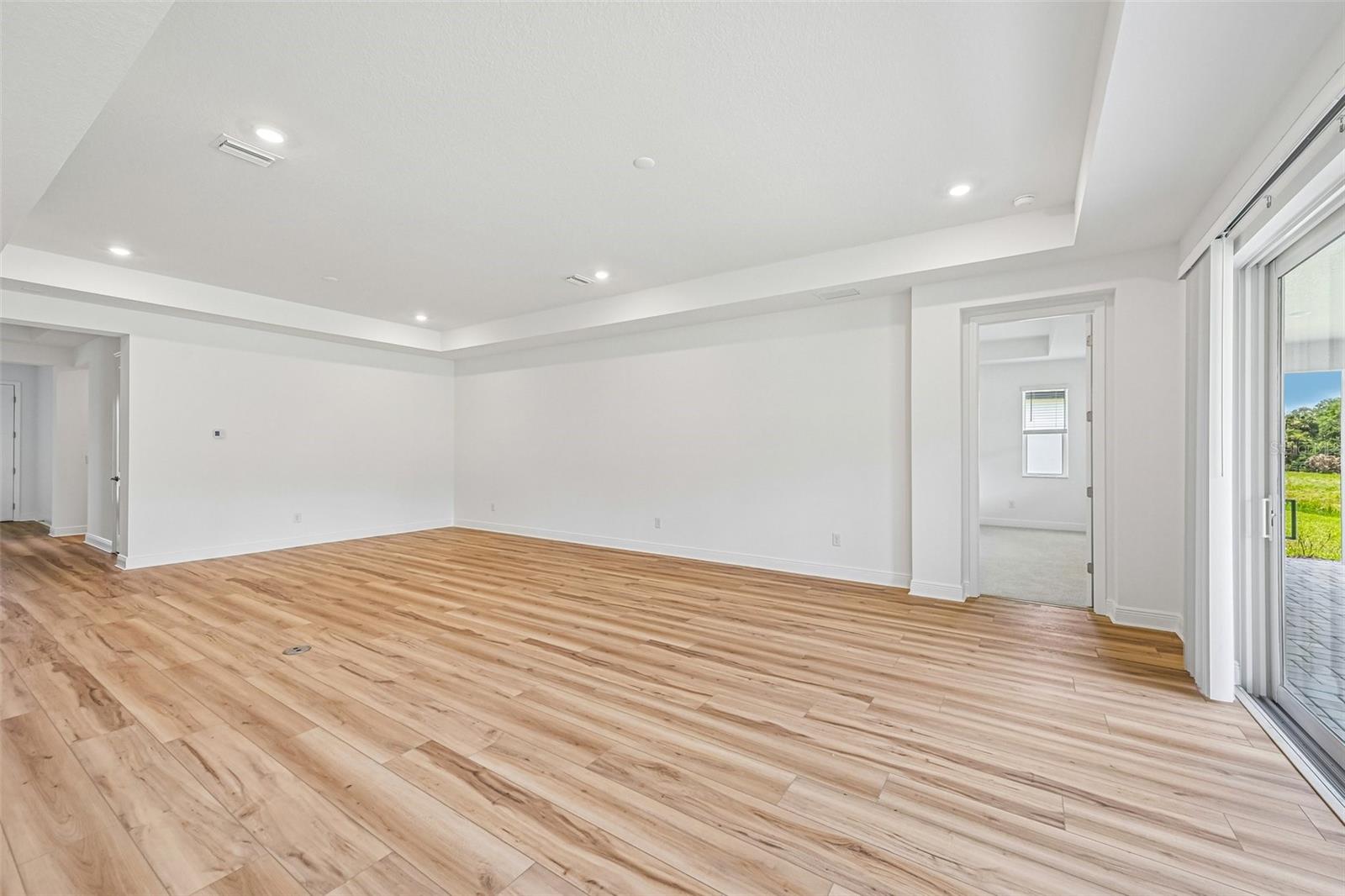 3689 142nd Ter E Property Photo 10