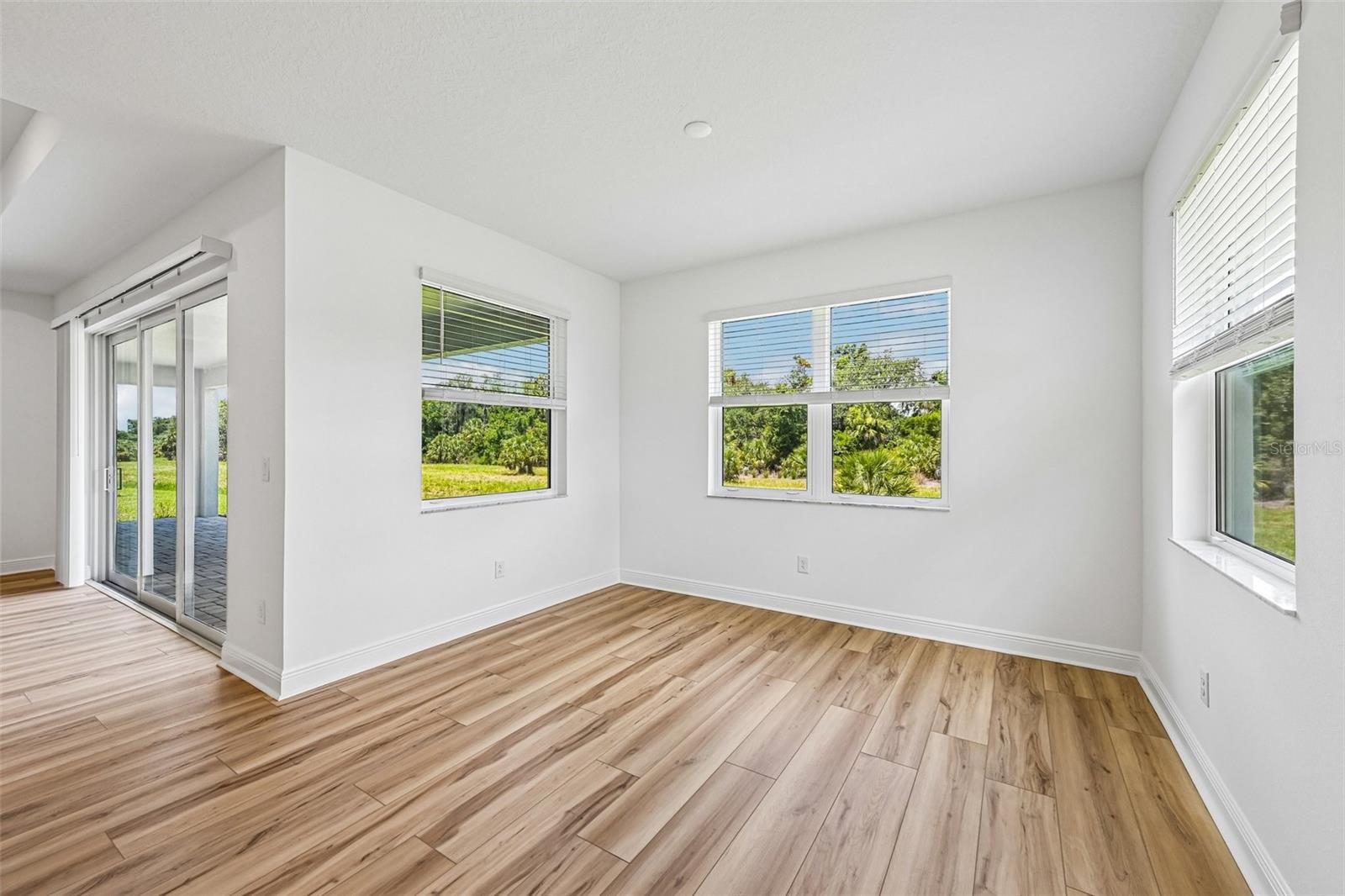 3689 142nd Ter E Property Photo 13