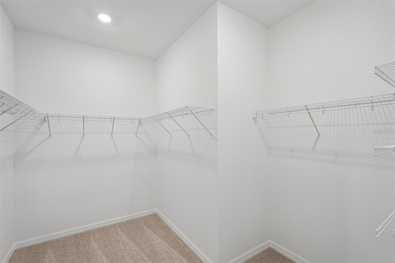 13814 Bertrand Ave Property Photo 18