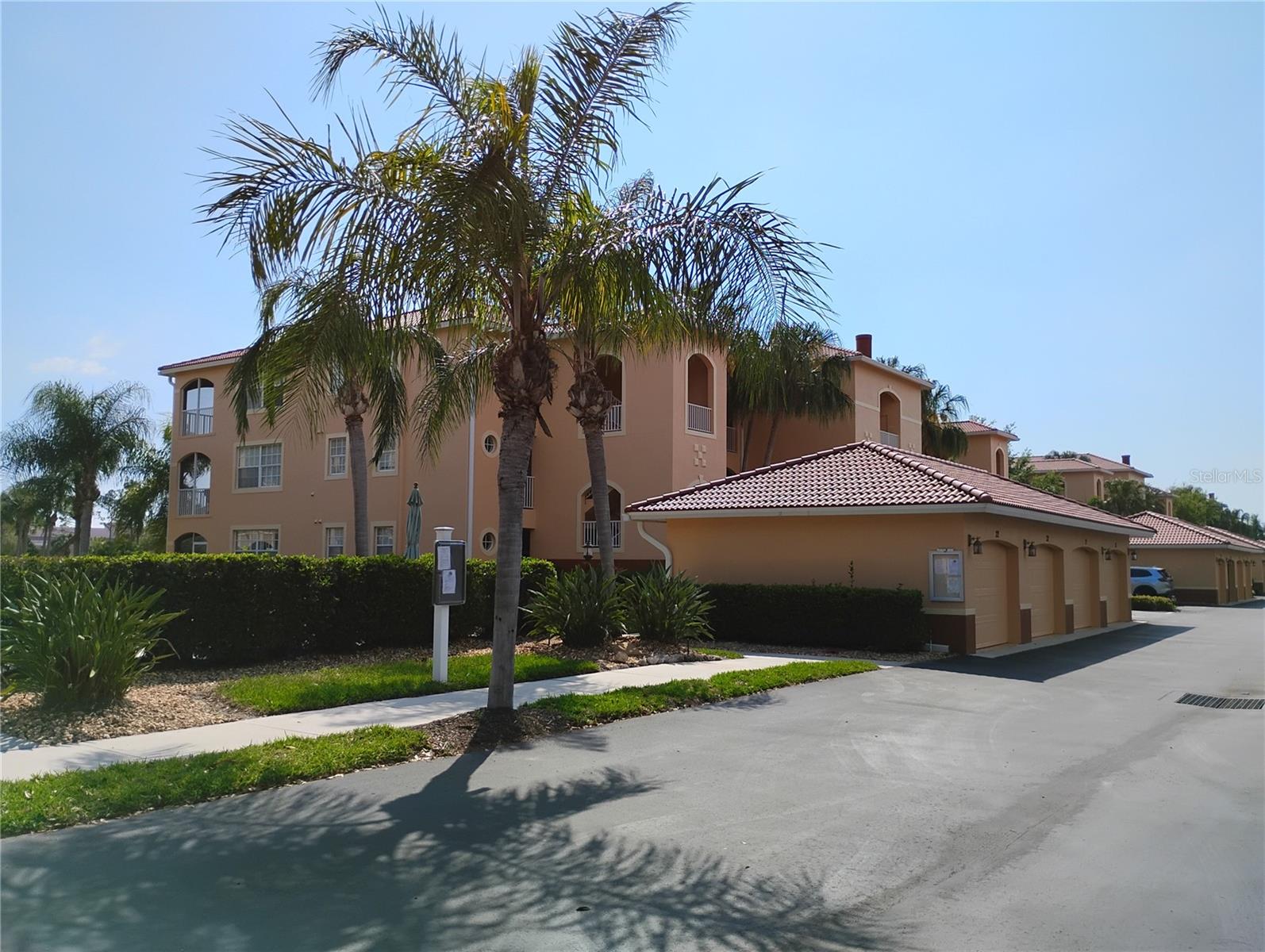 1761 Auburn Lakes Dr #11 Property Photo 68