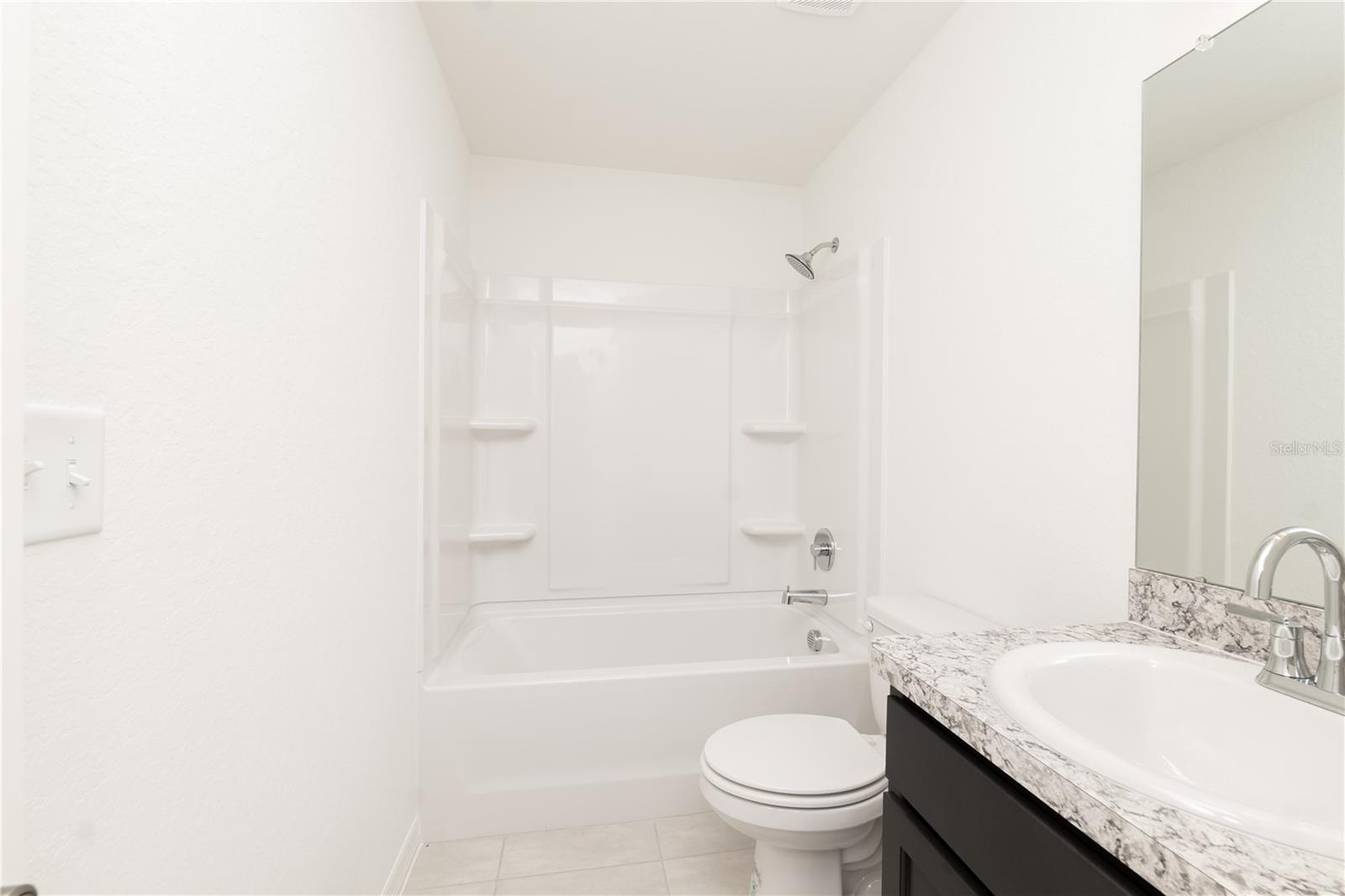 1168 Bishop St Property Photo 4
