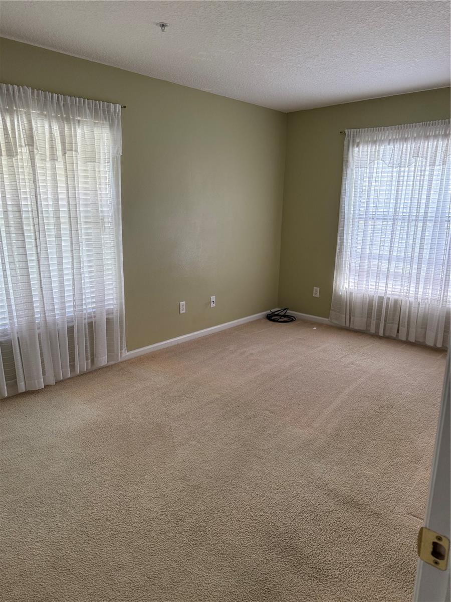 1134 S Pine Ridge Cir #1134 Property Photo 11
