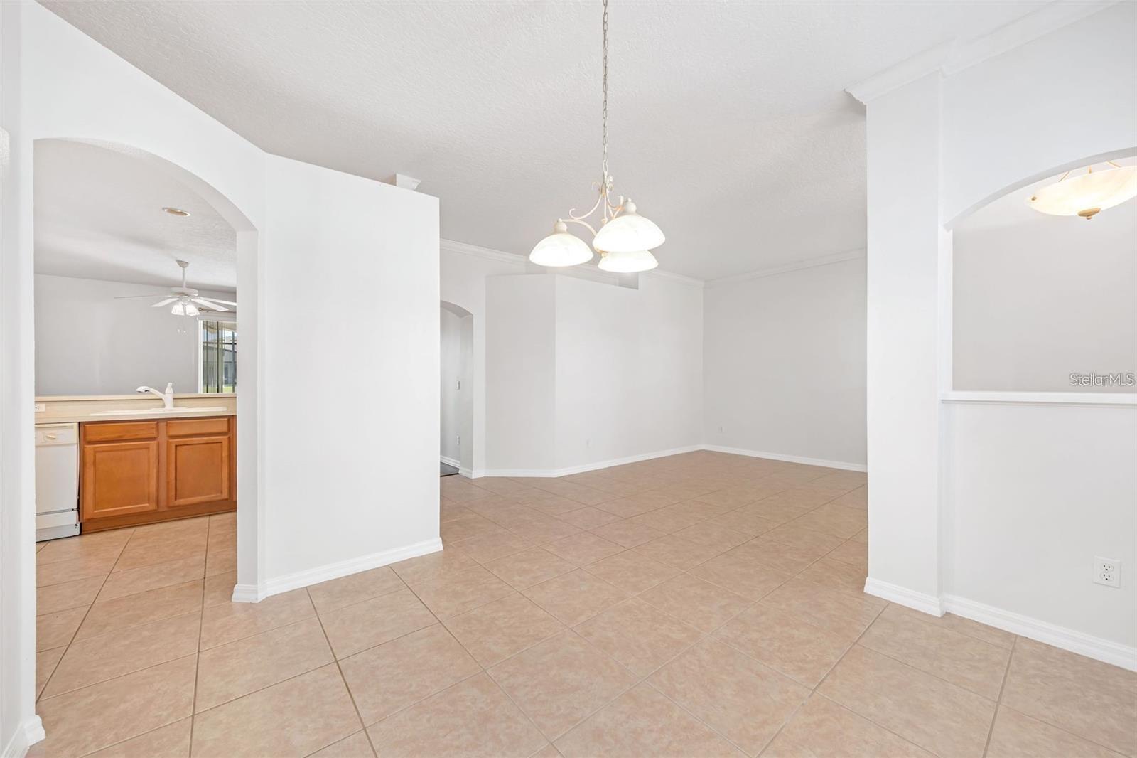 9651 Old Marsh Ct Property Photo 8