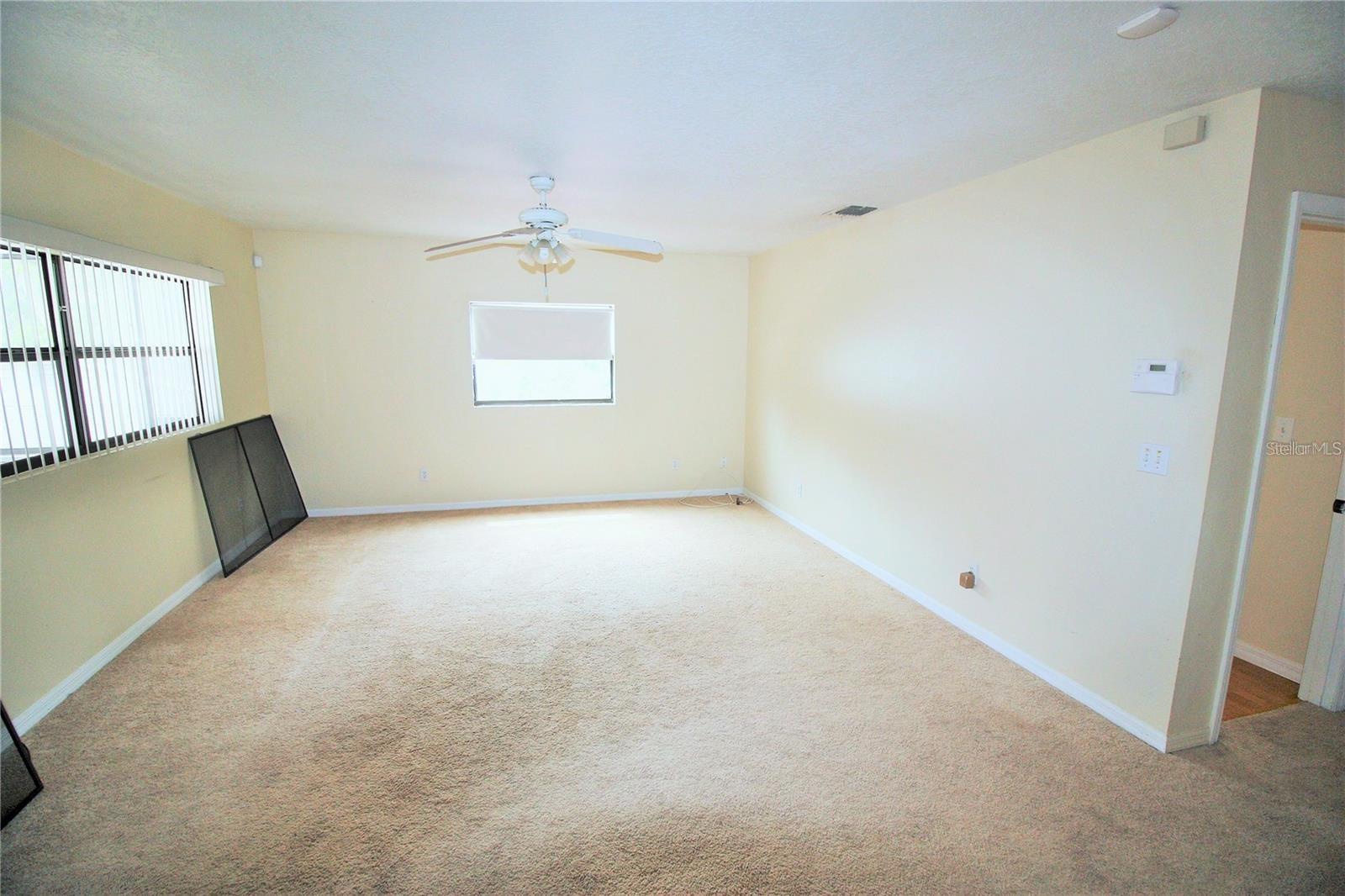 521 20th St Sw #c Property Photo 5