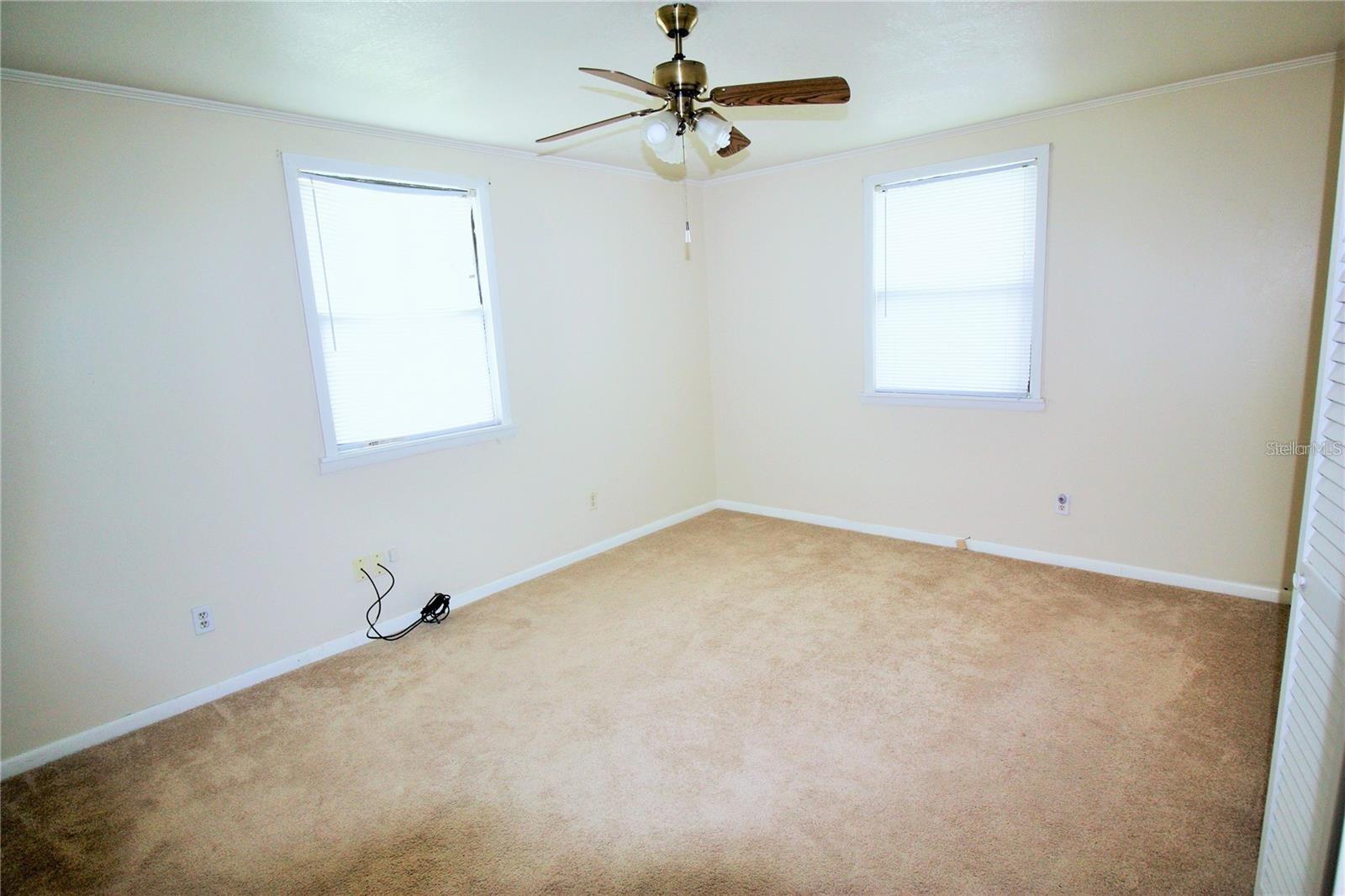 521 20th St Sw #c Property Photo 11
