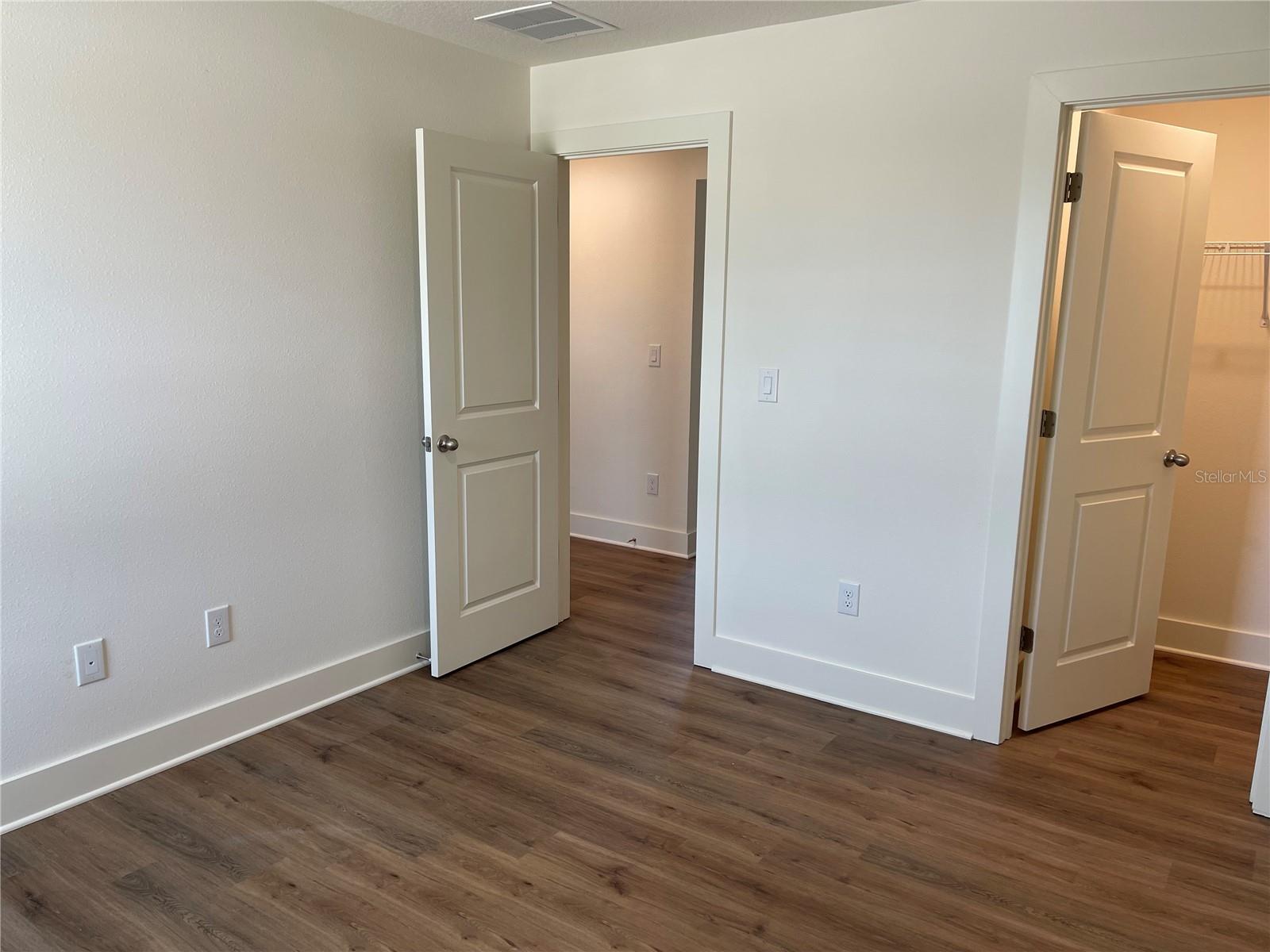 3809 Daybreak Run Loop Property Photo 13