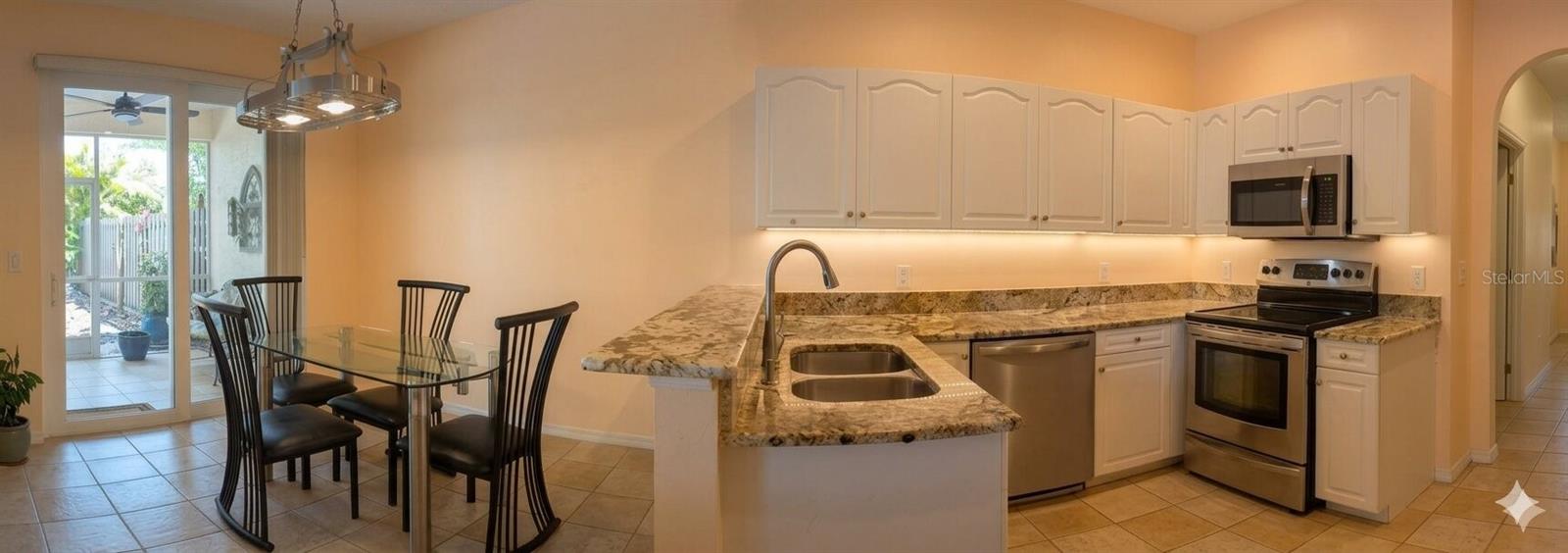 2983 Covewood Pl Property Photo 6