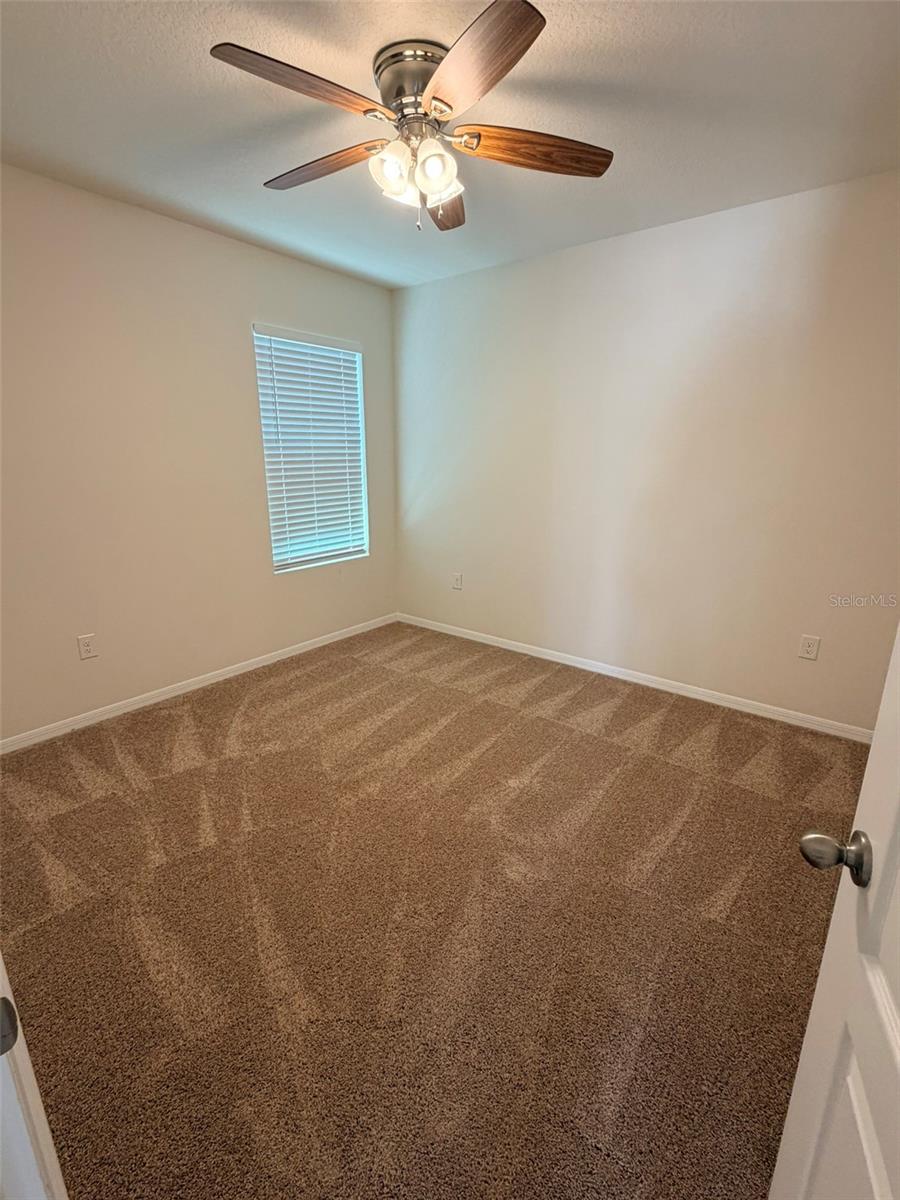 R4911052 Property Photo 12