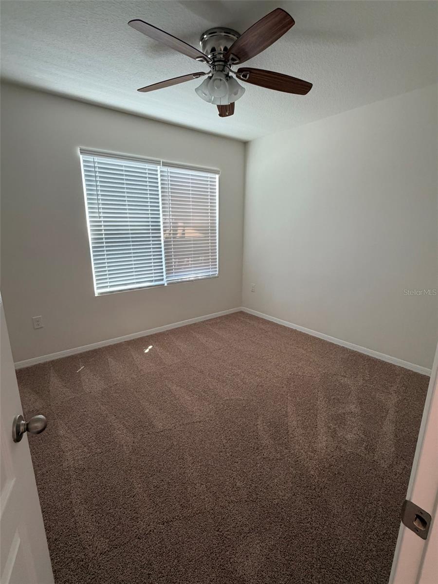 R4911052 Property Photo 13