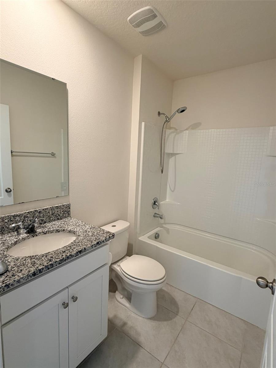 R4911052 Property Photo 14