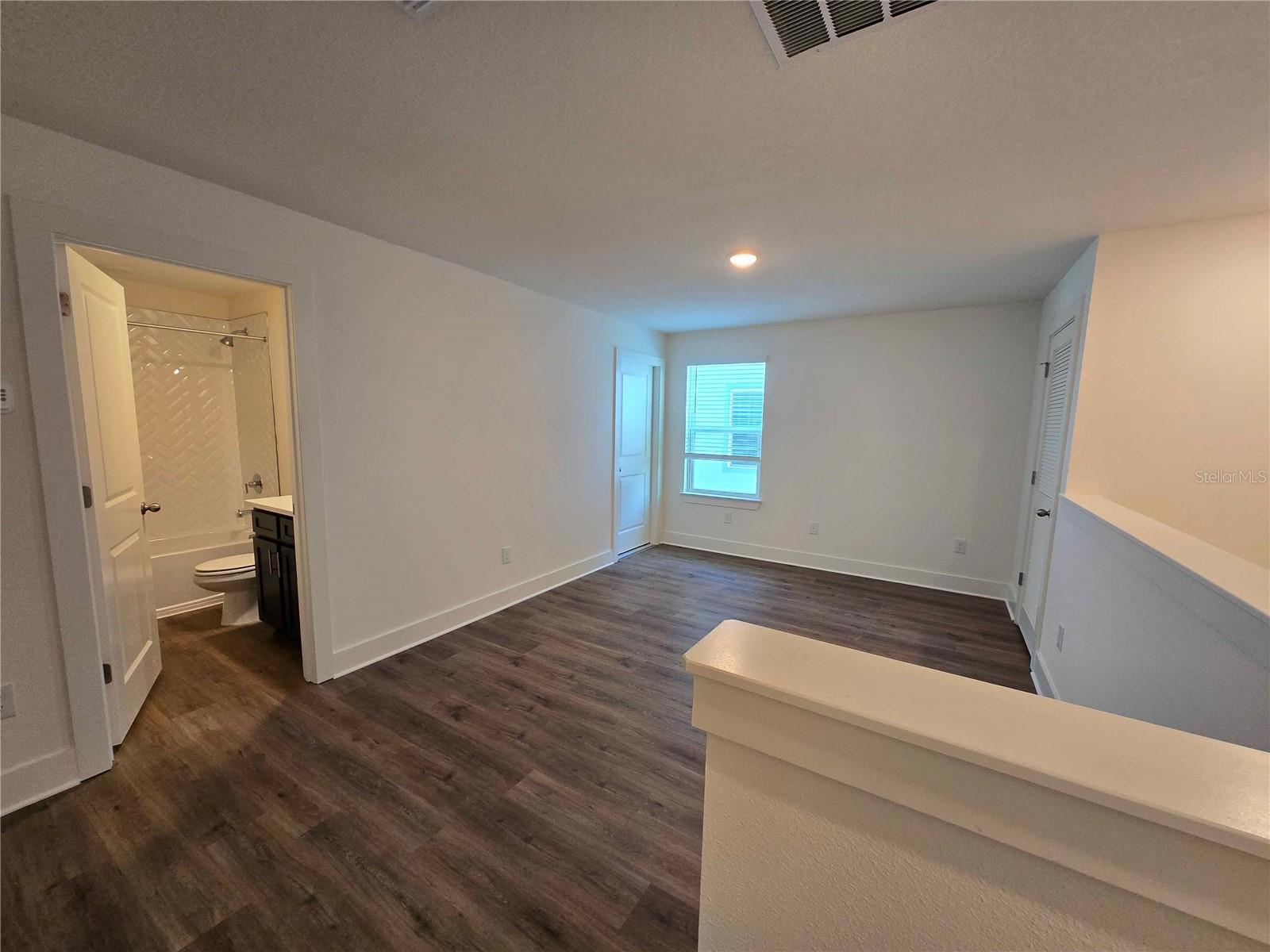 3819 Daybreak Run Loop Property Photo 12