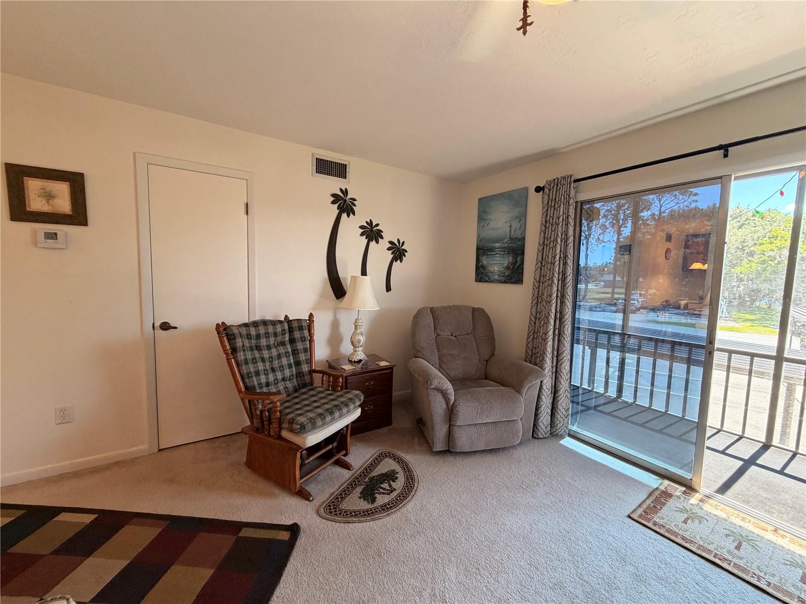 1640 Juno Tr #205b Property Photo 8