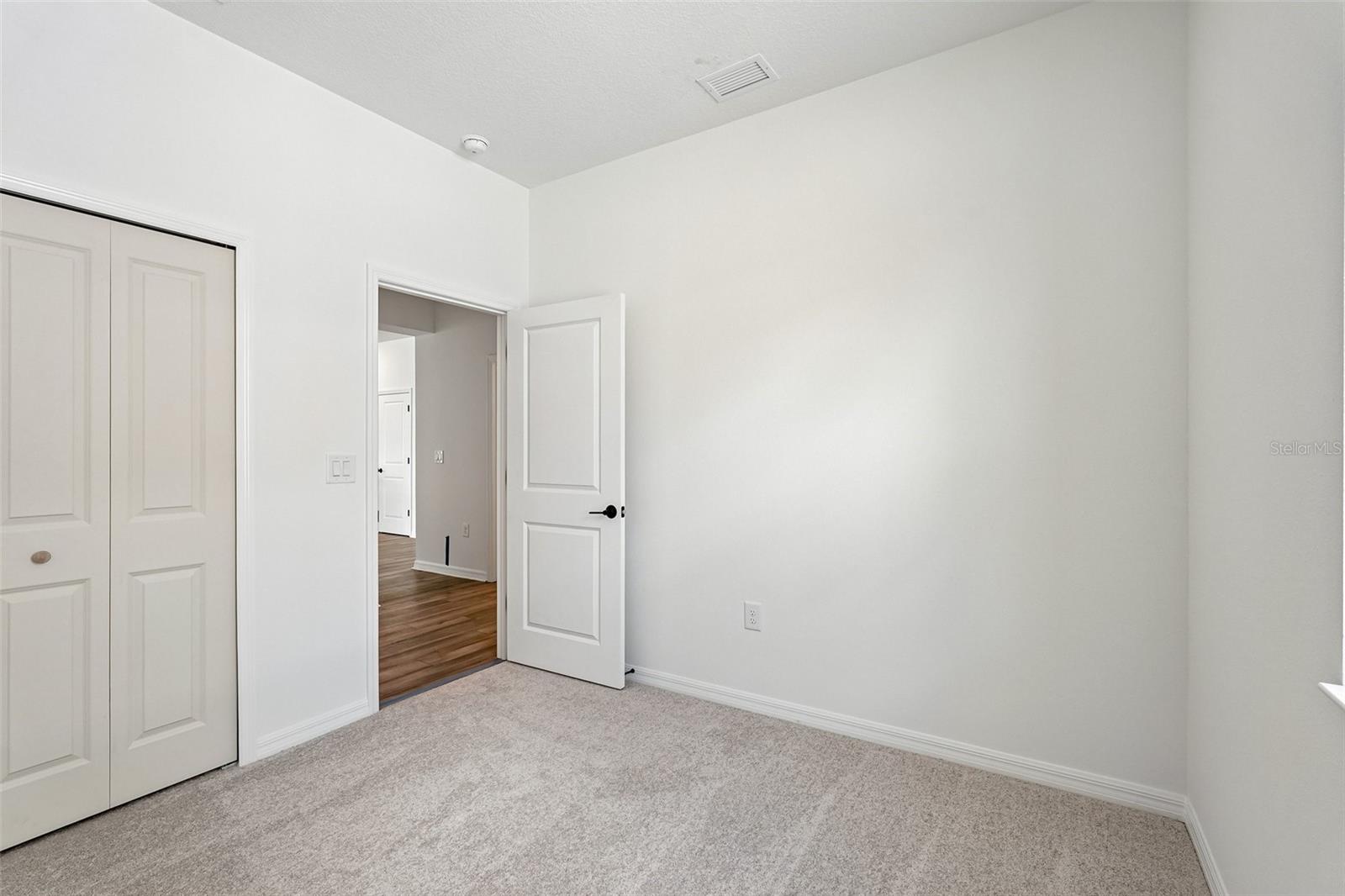 8712 Canard Cv Property Photo 16
