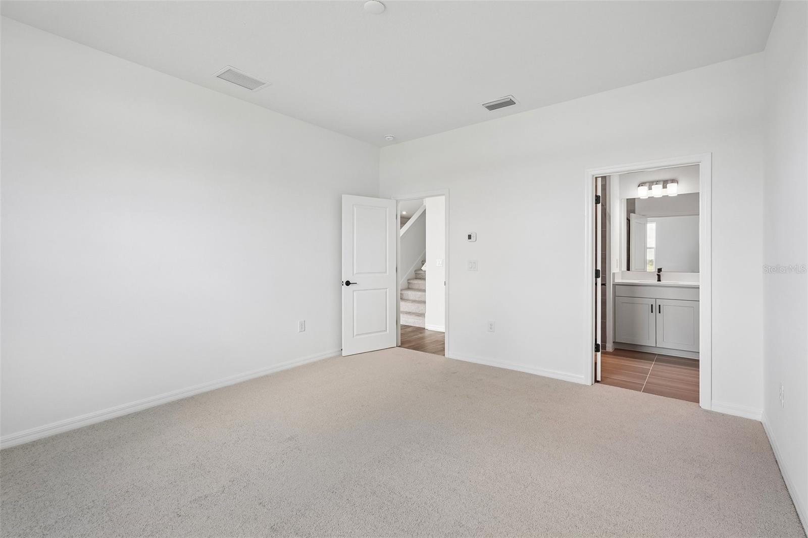 8712 Canard Cv Property Photo 25