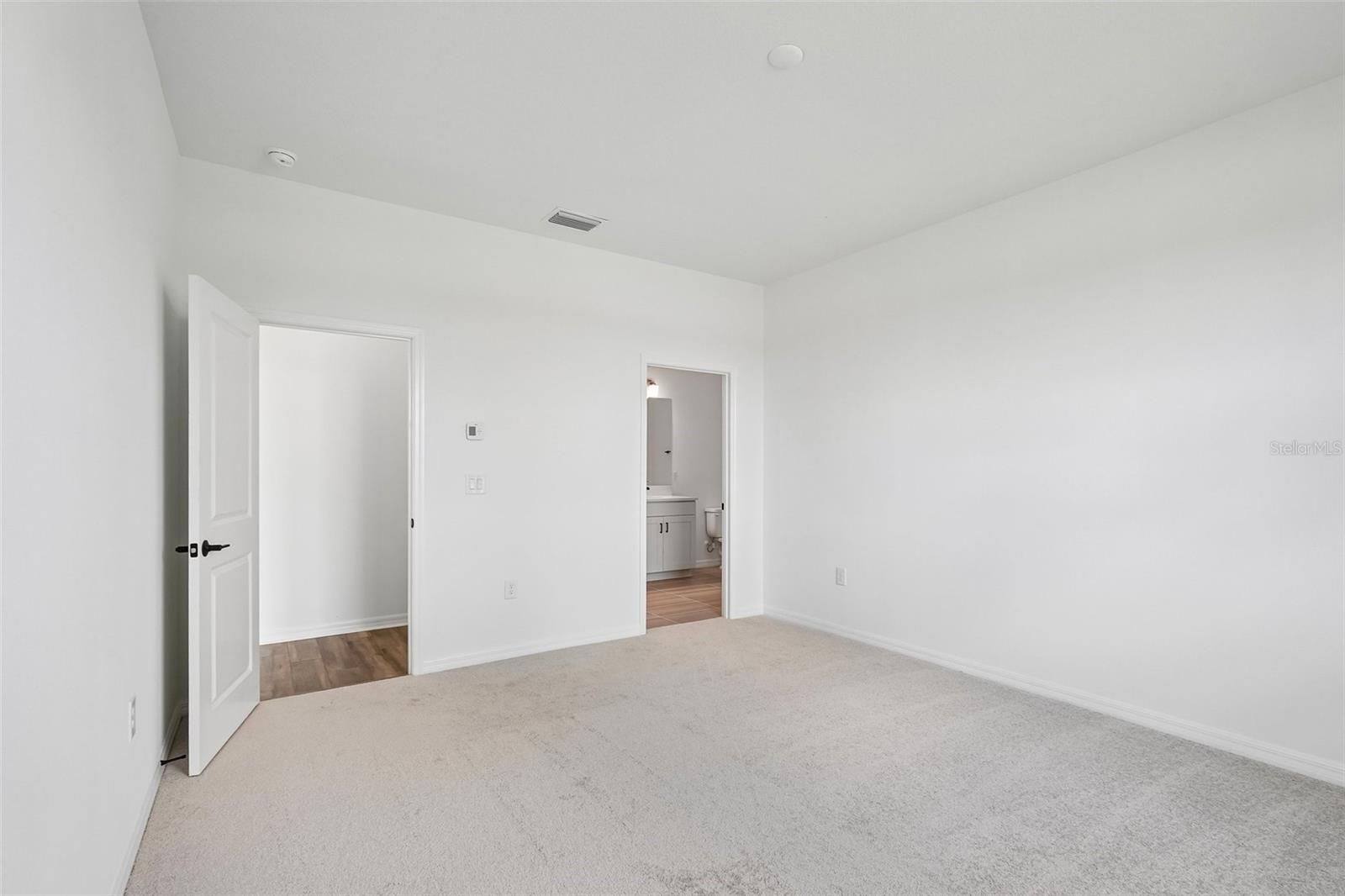 8712 Canard Cv Property Photo 26