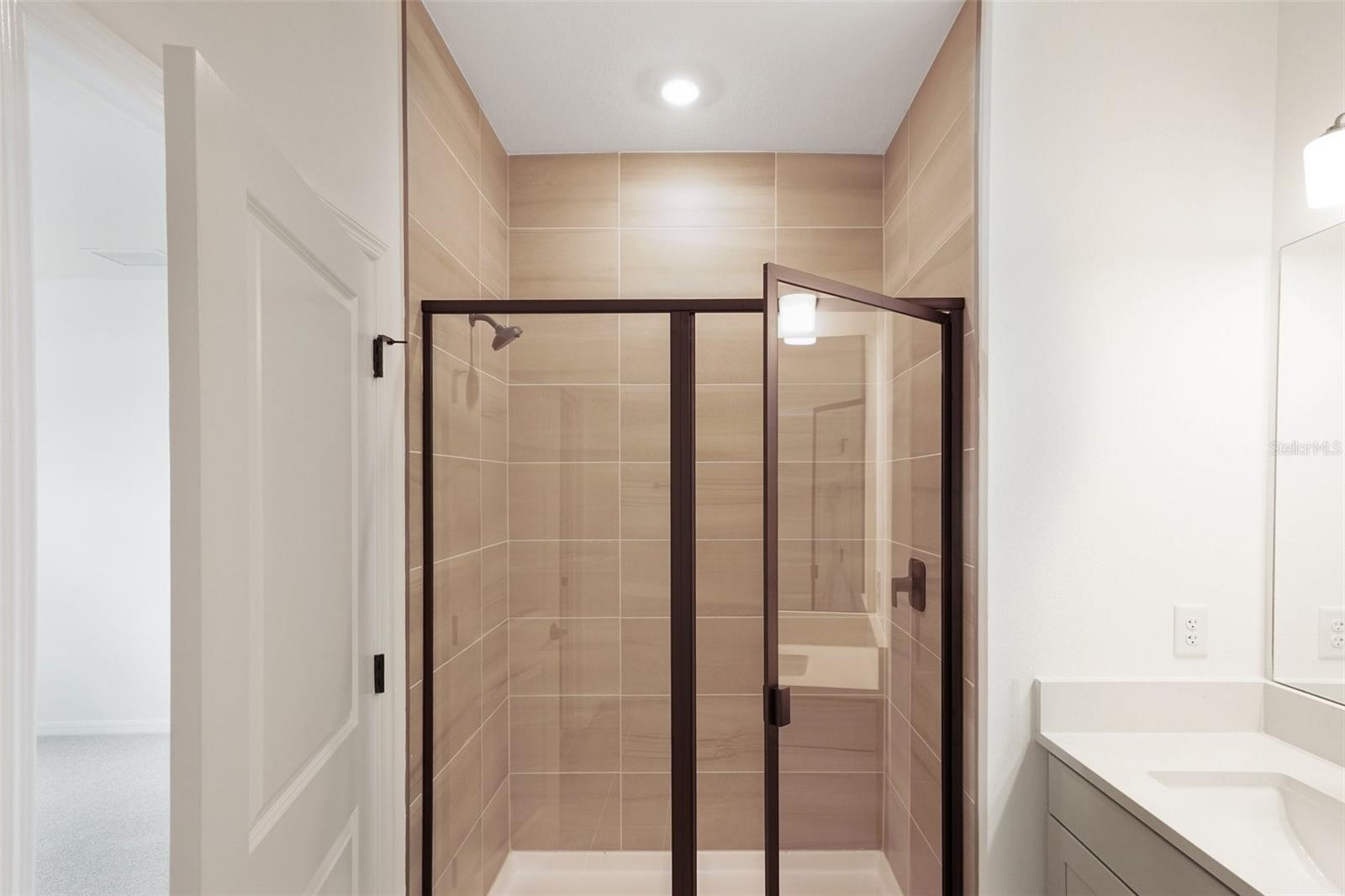 8712 Canard Cv Property Photo 29