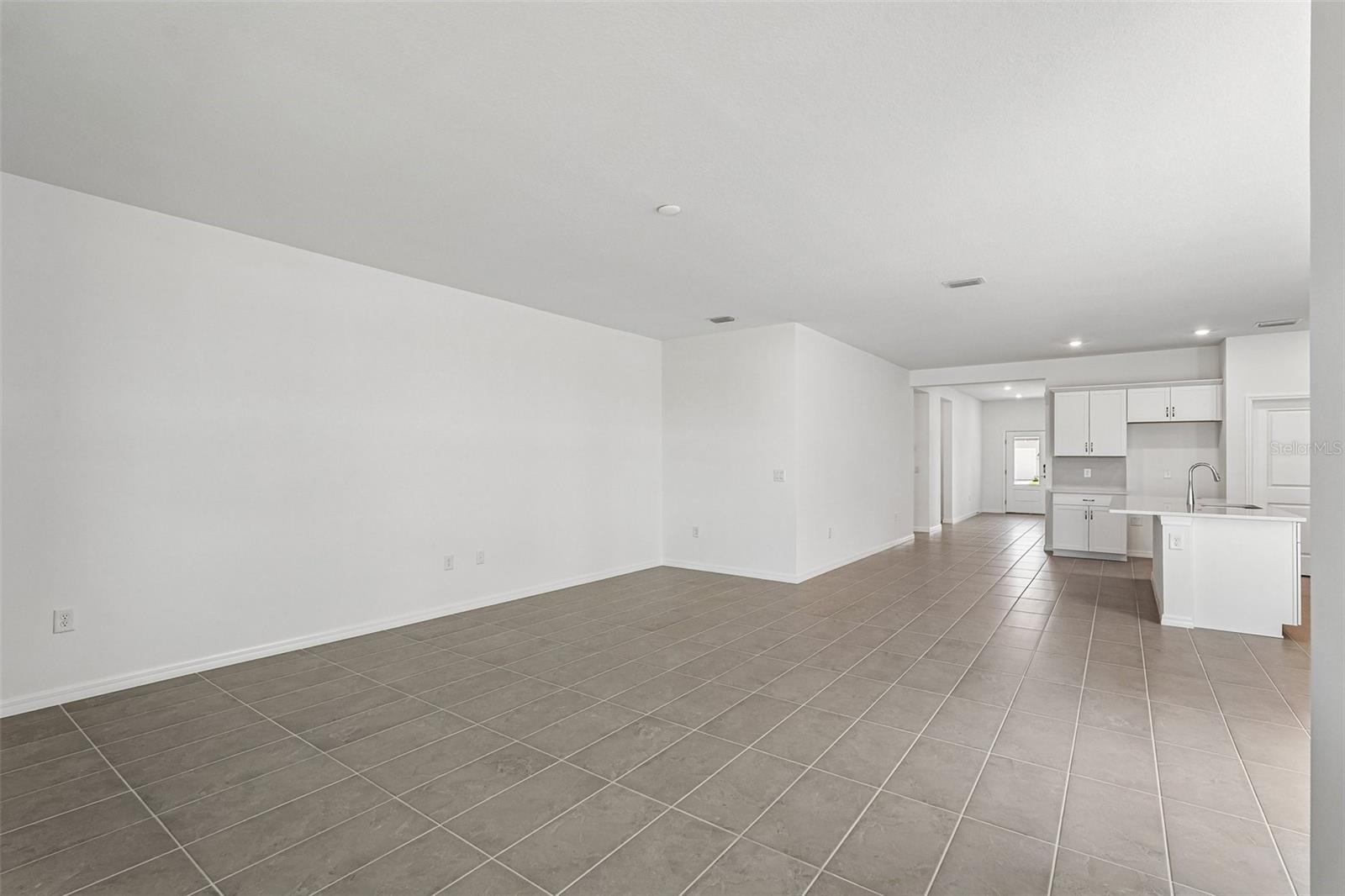 8713 Canard Cv Property Photo 8