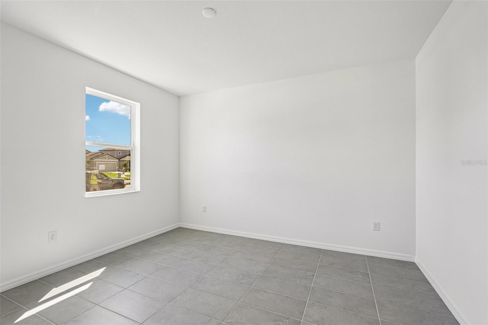8713 Canard Cv Property Photo 11