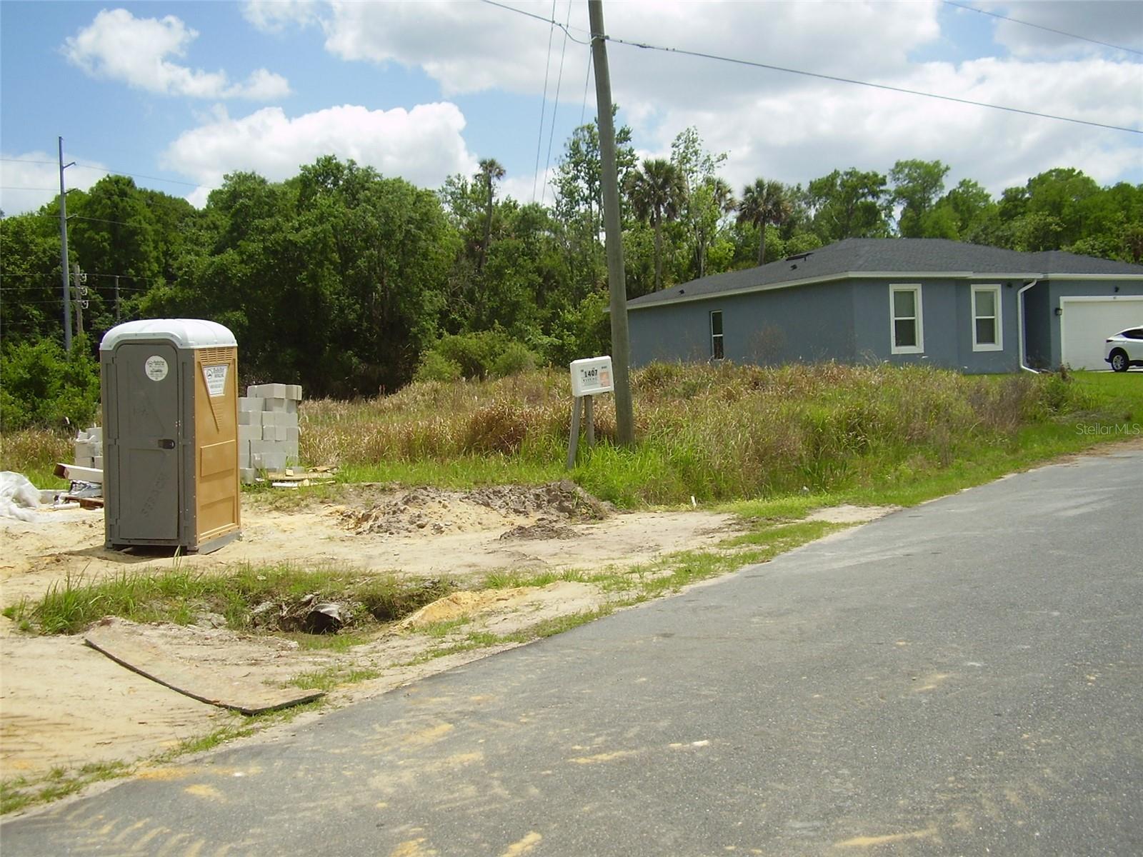 1409 Teal Dr Property Photo 6