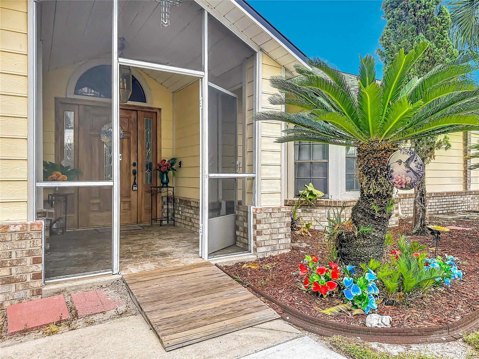 1406 Kingston Way Property Photo 2