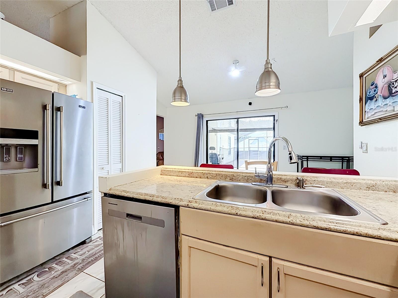 1406 Kingston Way Property Photo 17
