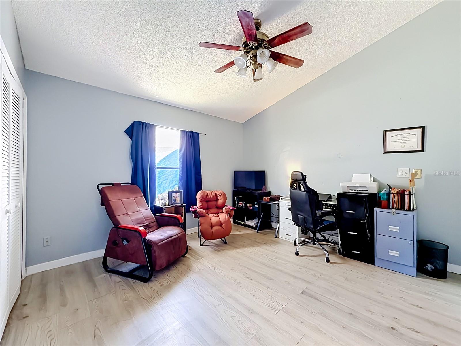 1406 Kingston Way Property Photo 29