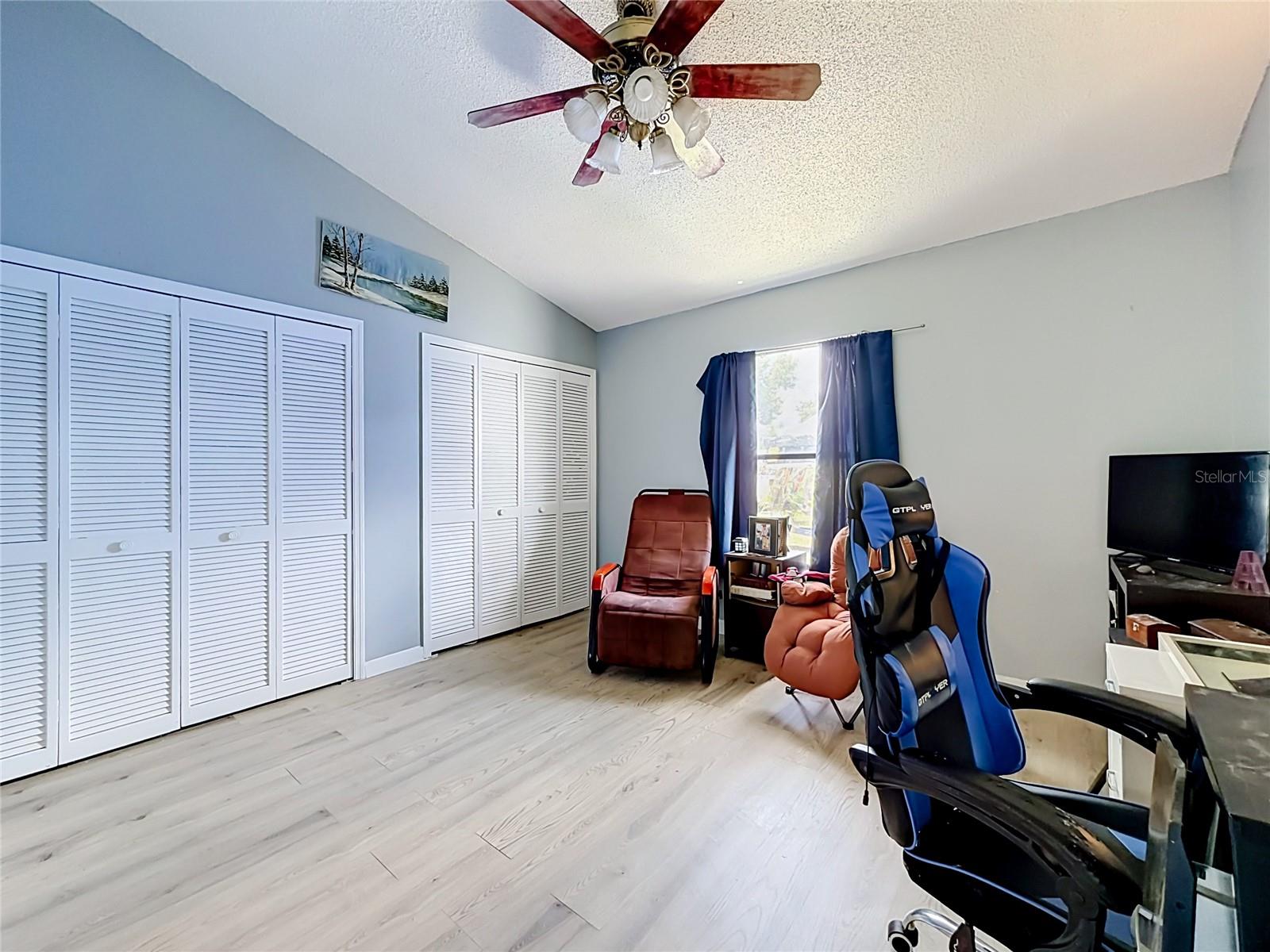 1406 Kingston Way Property Photo 30