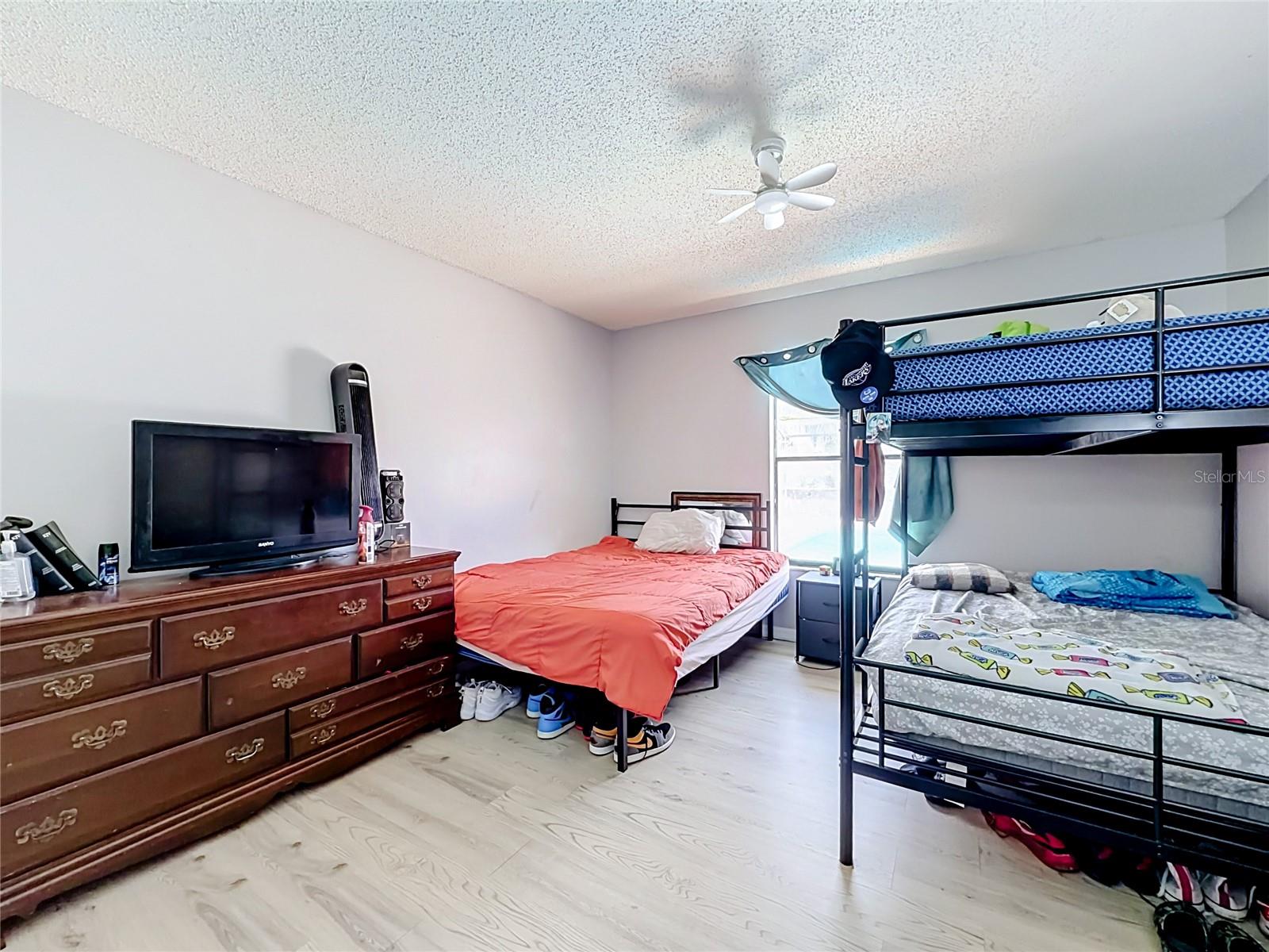 1406 Kingston Way Property Photo 33