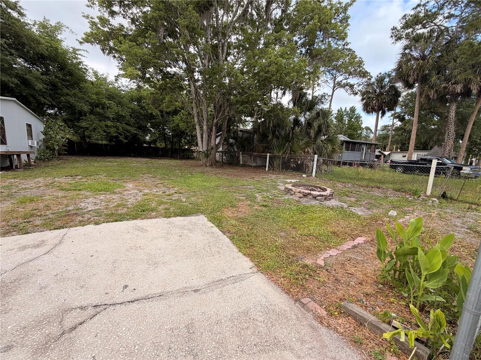 24021 Armadillo Rd Property Photo 28