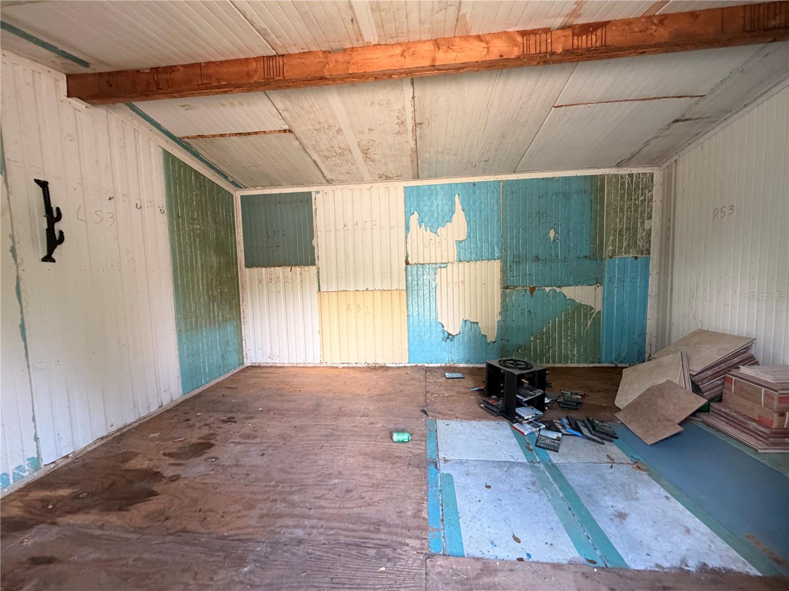 Armadillo Rd Property Photo 9