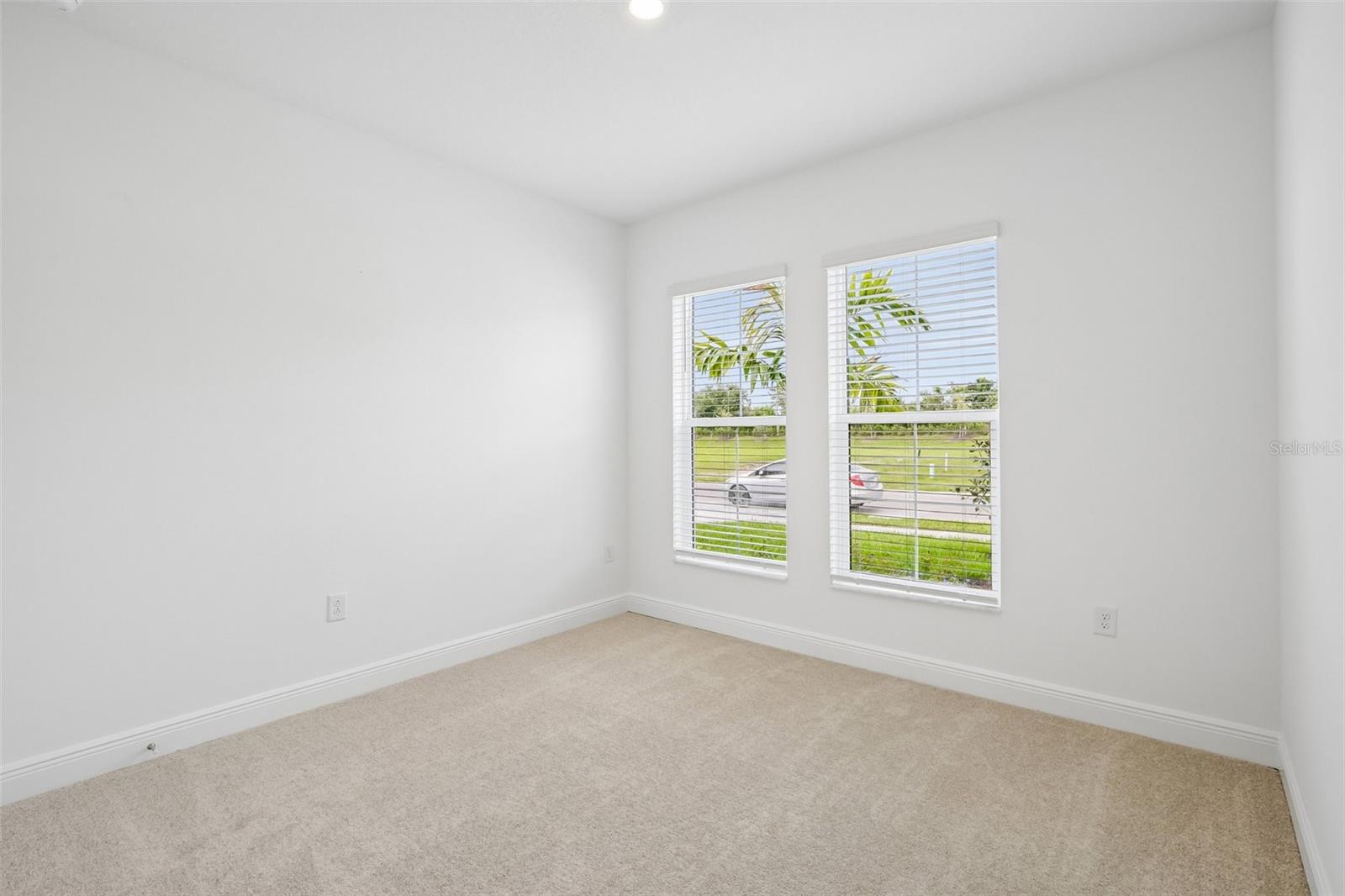 7574 Hawkstone Dr Property Photo 16