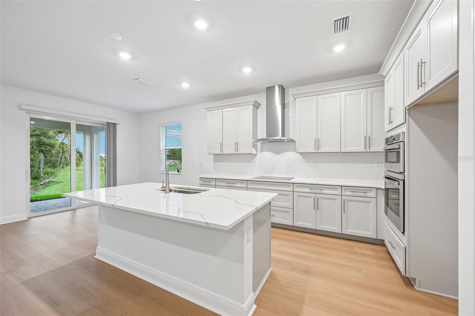 3771 142nd Ter E Property Photo 5
