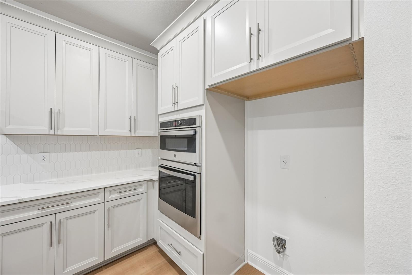 3771 142nd Ter E Property Photo 8