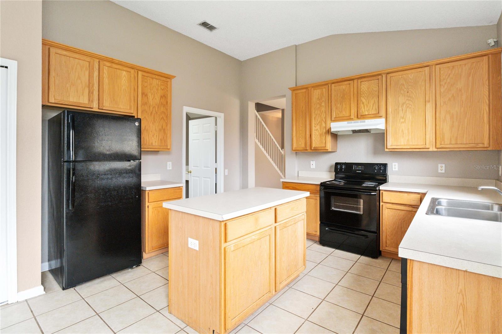 2173 Granger Ave Property Photo 7
