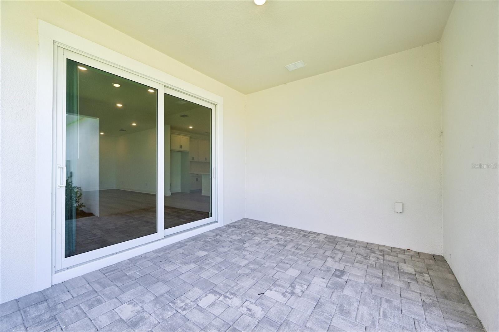 4454 Sunset Garden St Property Photo 2