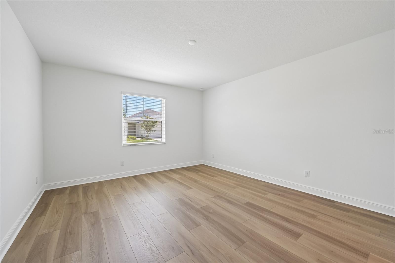 4454 Sunset Garden St Property Photo 11