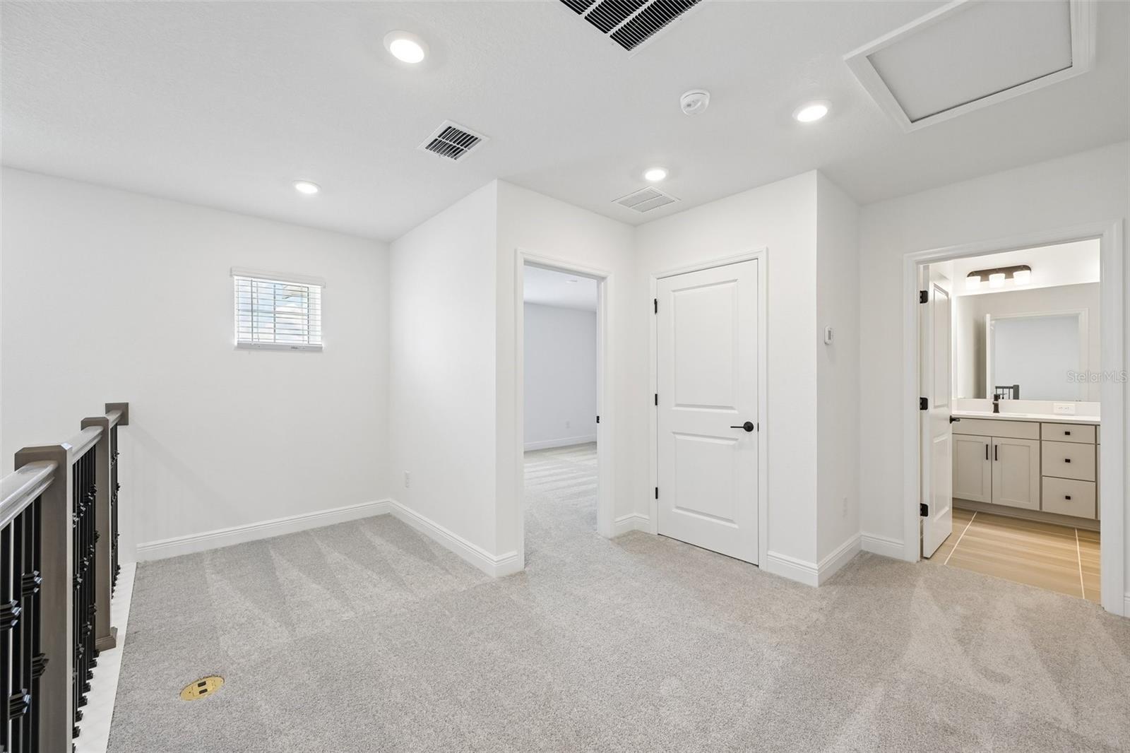 4454 Sunset Garden St Property Photo 17