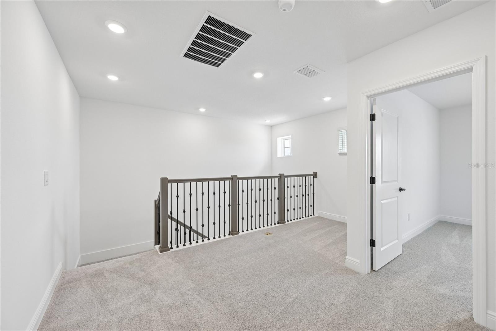 4454 Sunset Garden St Property Photo 18